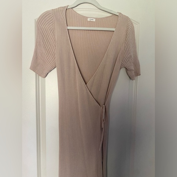 St. Agni Anais Bamboo Wrap dress Size M - Picture 2 of 4